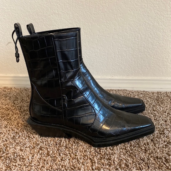 ZARA Black Croco Embossed Faux Leather Ankle Women’s Boots Sz US 8-8.5M (39EU) - Picture 2 of 15